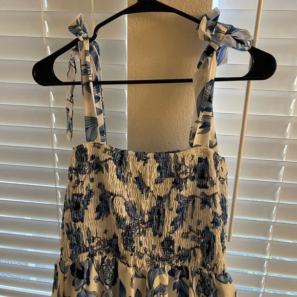 Women's Floral Print Tie Strap Square Neck Ruffle Boho Maxi Dress - Picture 6 of 7